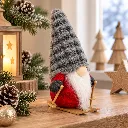 Dekofigur Wichtel mit Ski 20 cm graue Zipfelmütze Weihnachtsdeko – Galeriebild 1, Artikelnummer 18498