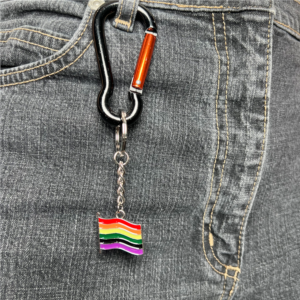 Pride 8er Set Metall-Schlüsselanhänger verschiedene Designs Regenbogen – Galeriebild 5, Artikelnummer 18038