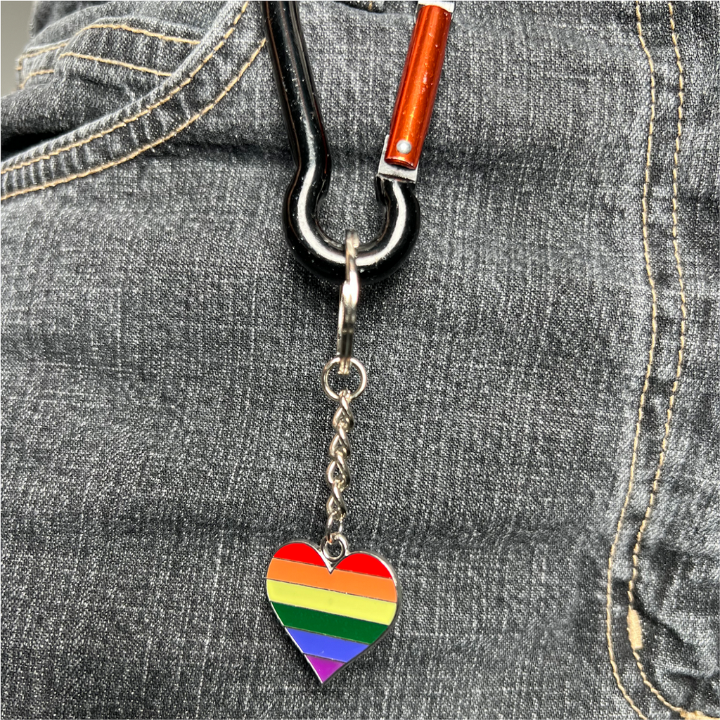 Pride 8er Set Metall-Schlüsselanhänger verschiedene Designs Regenbogen – Galeriebild 3, Artikelnummer 18038