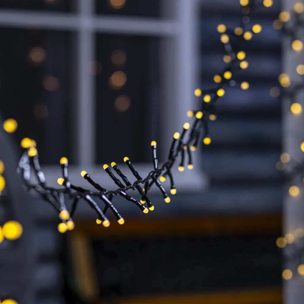 1000 LED Lichter auf Kunststoffrad für den Aussengebrauch, warmweiß – Galeriebild 1, Artikelnummer 18520