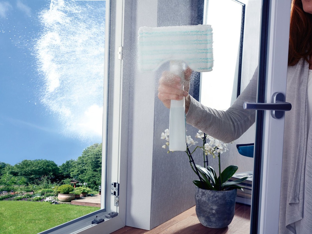 LEIFHEIT Fensterwischer Sprühmopp – Galeriebild 4, Artikelnummer 14296