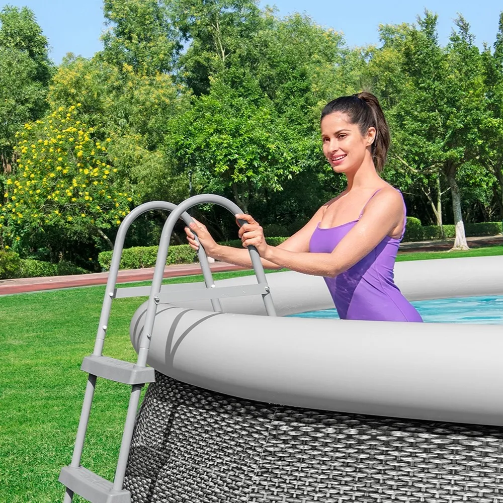Bestway Pool-Leiter (58430) 2 Stufen - Für Pools bis 84cm  Höhe – Galeriebild 1, Artikelnummer 8915